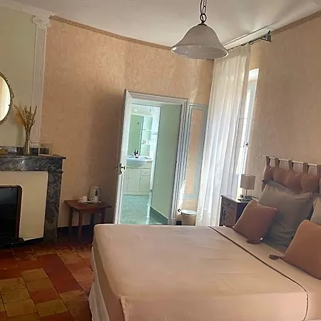 Le Val D'aleth Bed and breakfast